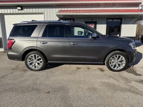 More photos of 2018 Ford Expedition Platinum at B&B Cars Inc., IN