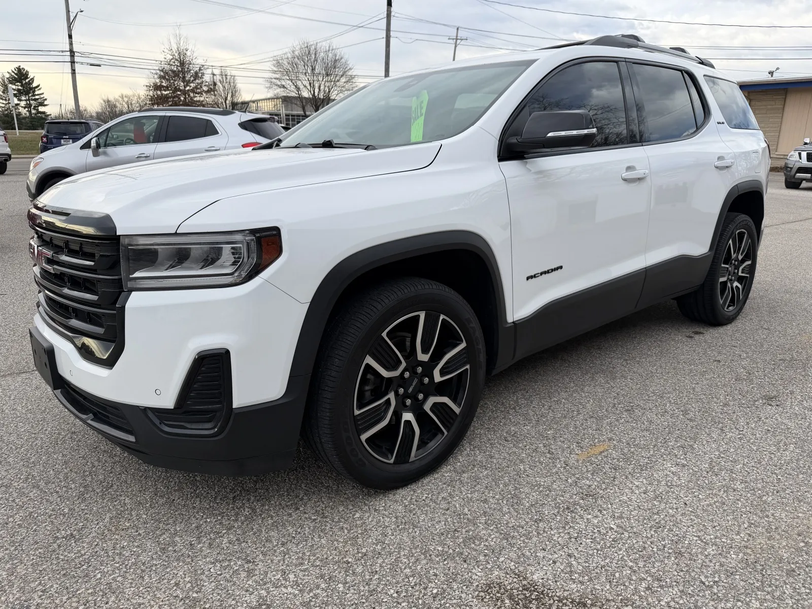 White 2021 GMC Acadia SLE for sale in Bedford, IN