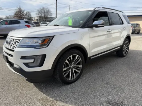 White 2017 Ford Explorer Platinum for sale in Bedford, IN