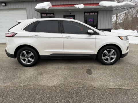 More photos of 2019 Ford Edge SEL at B&B Cars Inc., IN