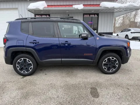 More photos of 2016 Jeep Renegade Trailhawk at B&B Cars Inc., IN