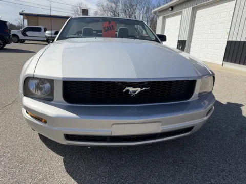 Photos of 2007 Ford Mustang V6 Deluxe for sale in Bedford, IN at B&B Cars Inc.