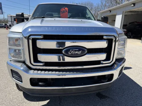 Photos of 2016 Ford F-250 Super Duty XLT for sale in Bedford, IN at B&B Cars Inc.