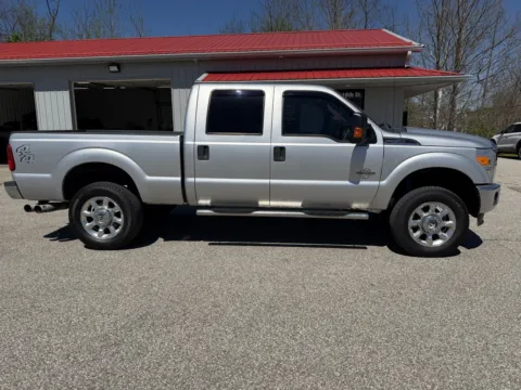 More photos of 2016 Ford F-250 Super Duty XLT at B&B Cars Inc., IN