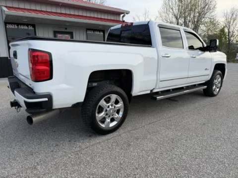 More photos of 2019 Chevrolet Silverado 2500HD LTZ at B&B Cars Inc., IN