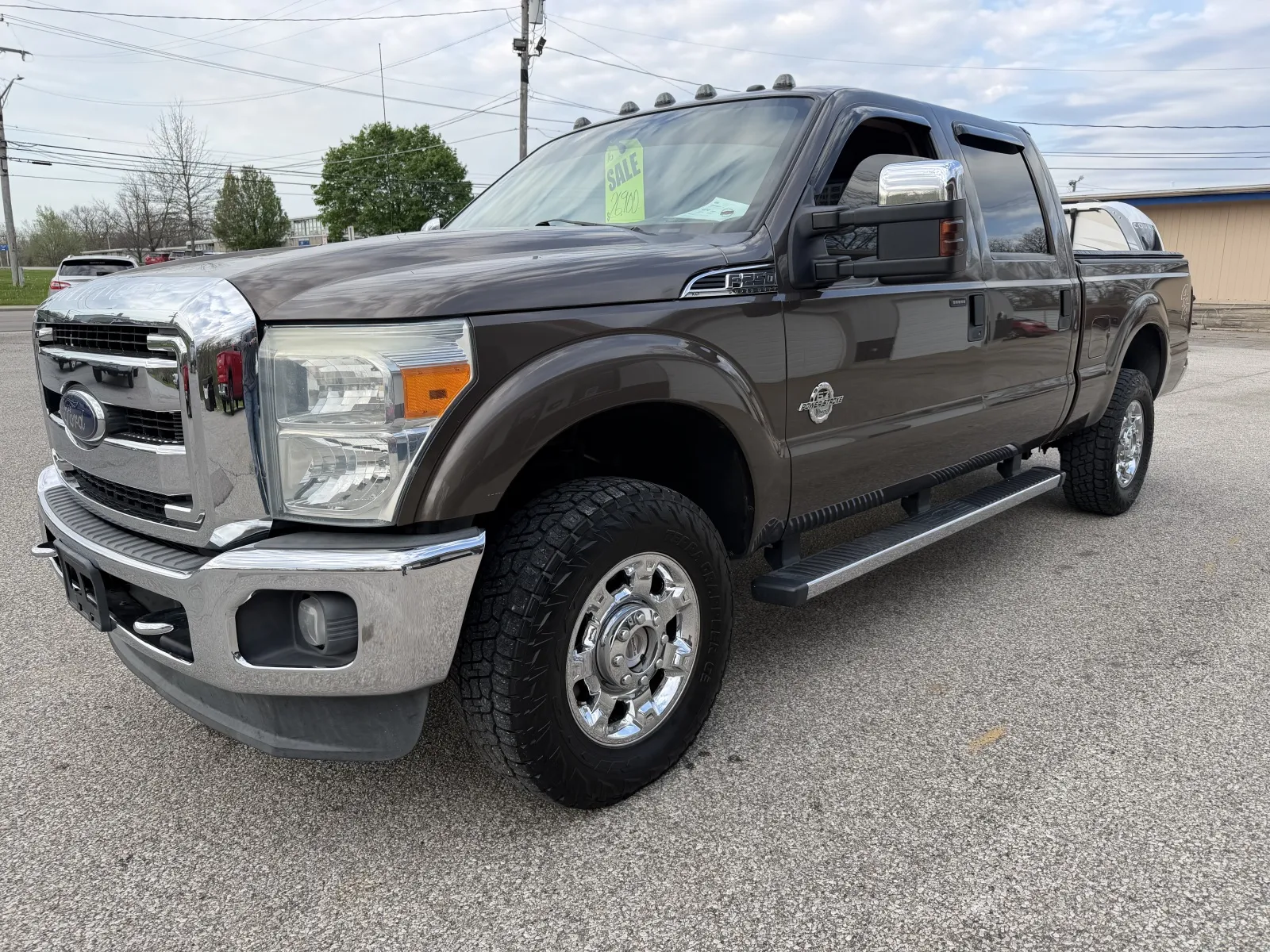 Brown 2016 Ford F-250 Super Duty XLT for sale in Bedford, IN