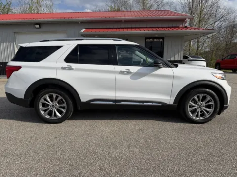 More photos of 2021 Ford Explorer Limited at B&B Cars Inc., IN