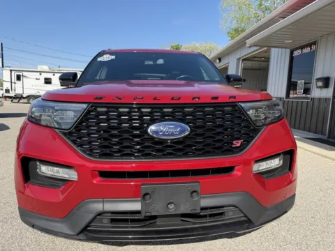 Photos of 2020 Ford Explorer ST for sale in Bedford, IN at B&B Cars Inc.
