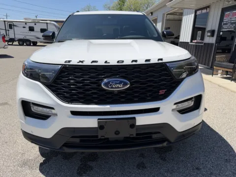 Photos of 2020 Ford Explorer ST for sale in Bedford, IN at B&B Cars Inc.