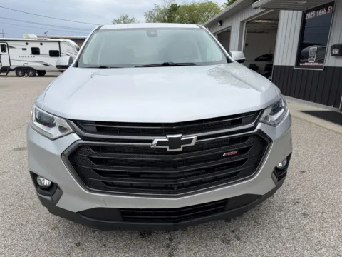 Photos of 2021 Chevrolet Traverse RS for sale in Bedford, IN at B&B Cars Inc.