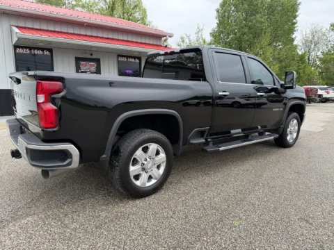 More photos of 2020 Chevrolet Silverado 2500HD LTZ at B&B Cars Inc., IN