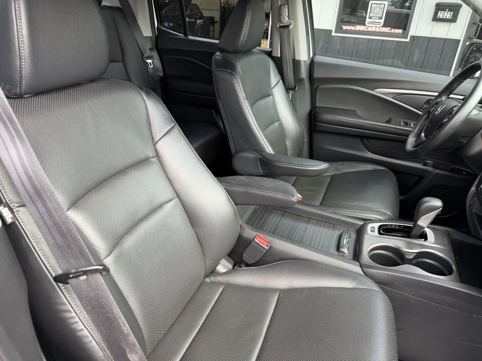 2017 Honda Ridgeline RTL-T - Photo 18