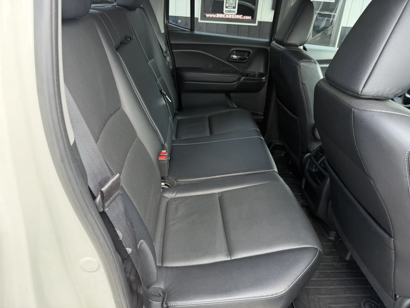 2017 Honda Ridgeline RTL-T - Photo 11