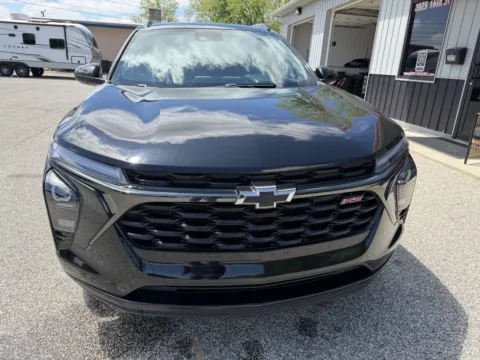 Photos of 2024 Chevrolet Trax RS for sale in Bedford, IN at B&B Cars Inc.