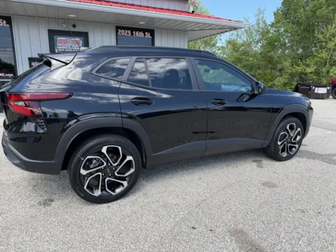 More photos of 2024 Chevrolet Trax RS at B&B Cars Inc., IN