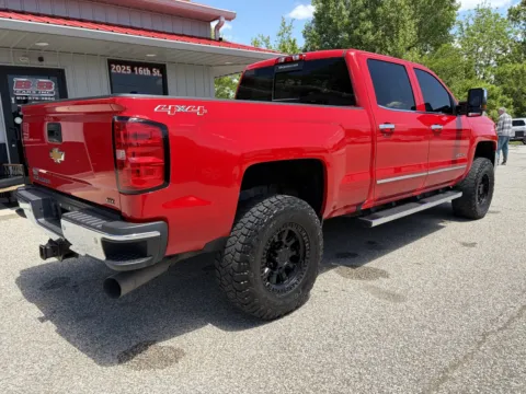 More photos of 2017 Chevrolet Silverado 2500HD LTZ at B&B Cars Inc., IN