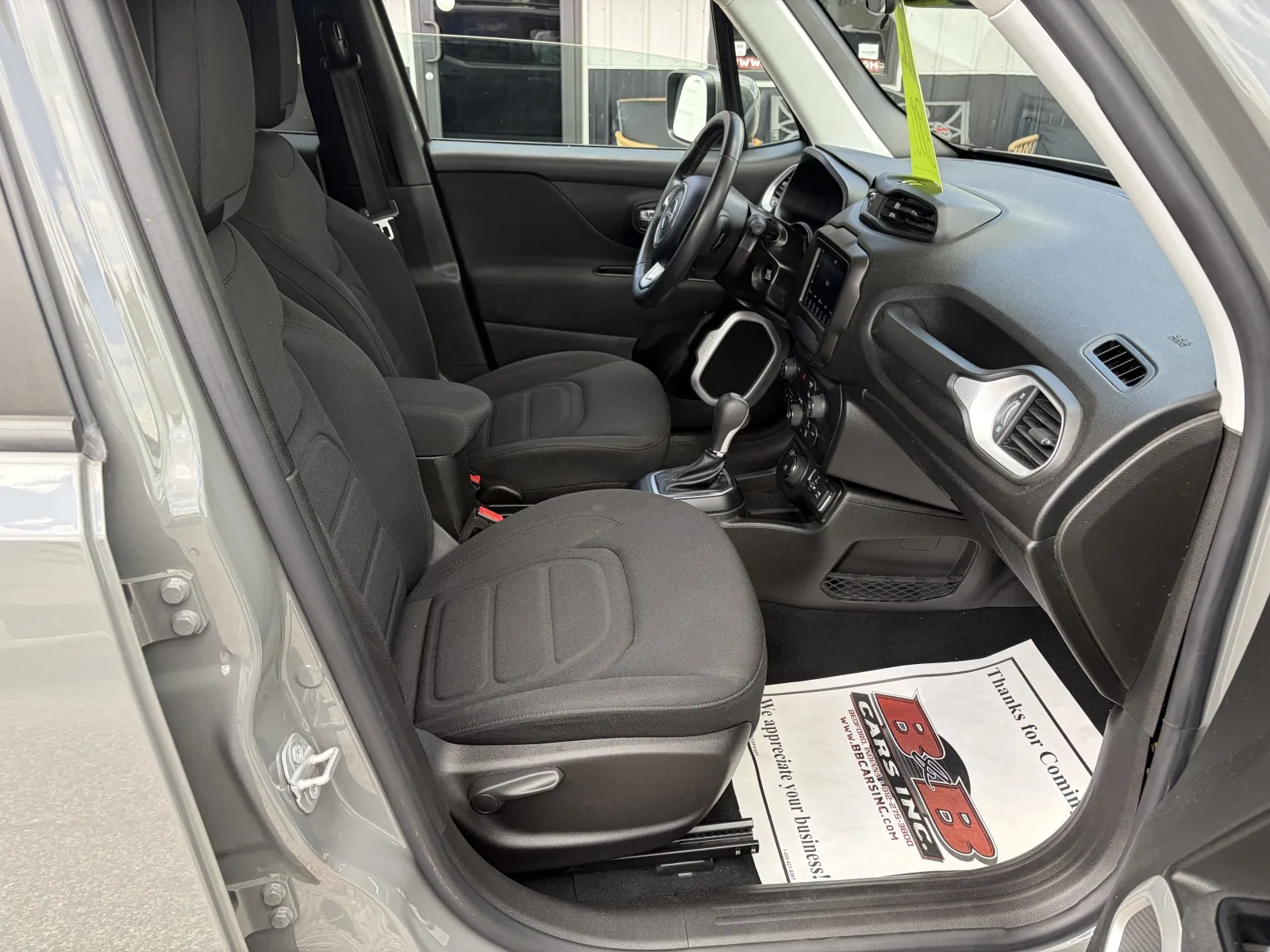 2021 Jeep Renegade Latitude - Photo 20