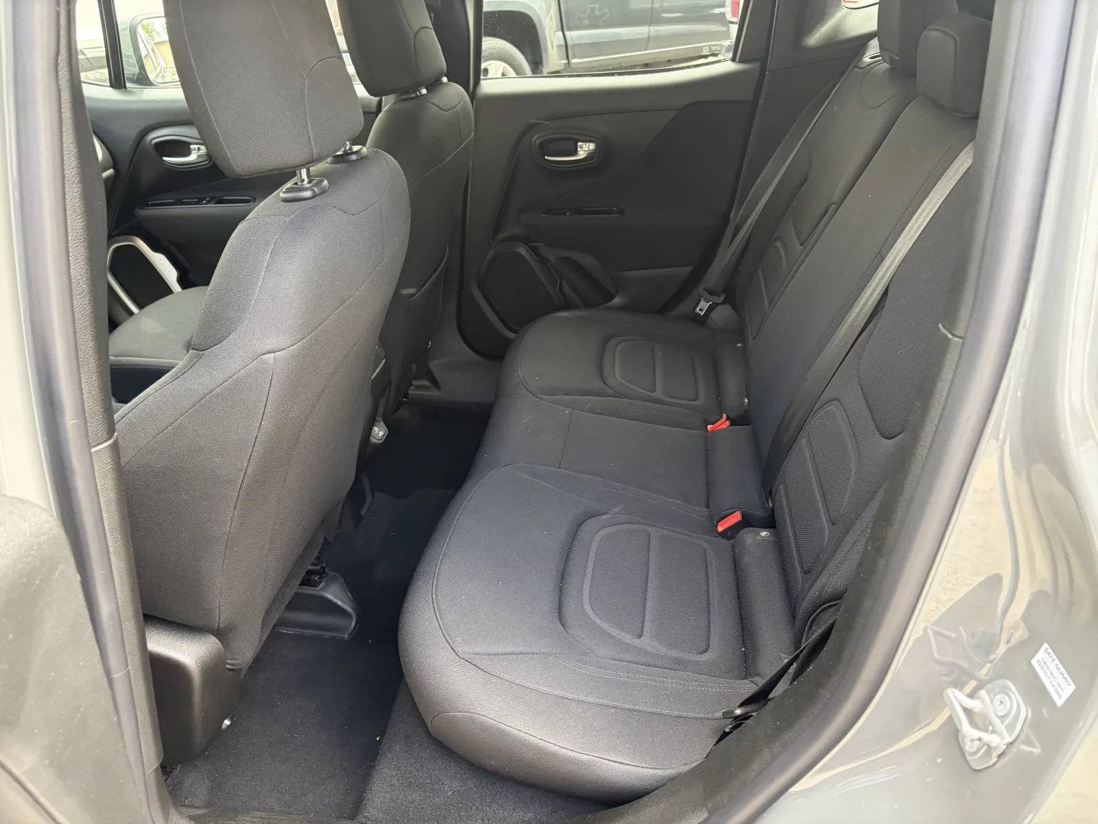 2021 Jeep Renegade Latitude - Photo 25