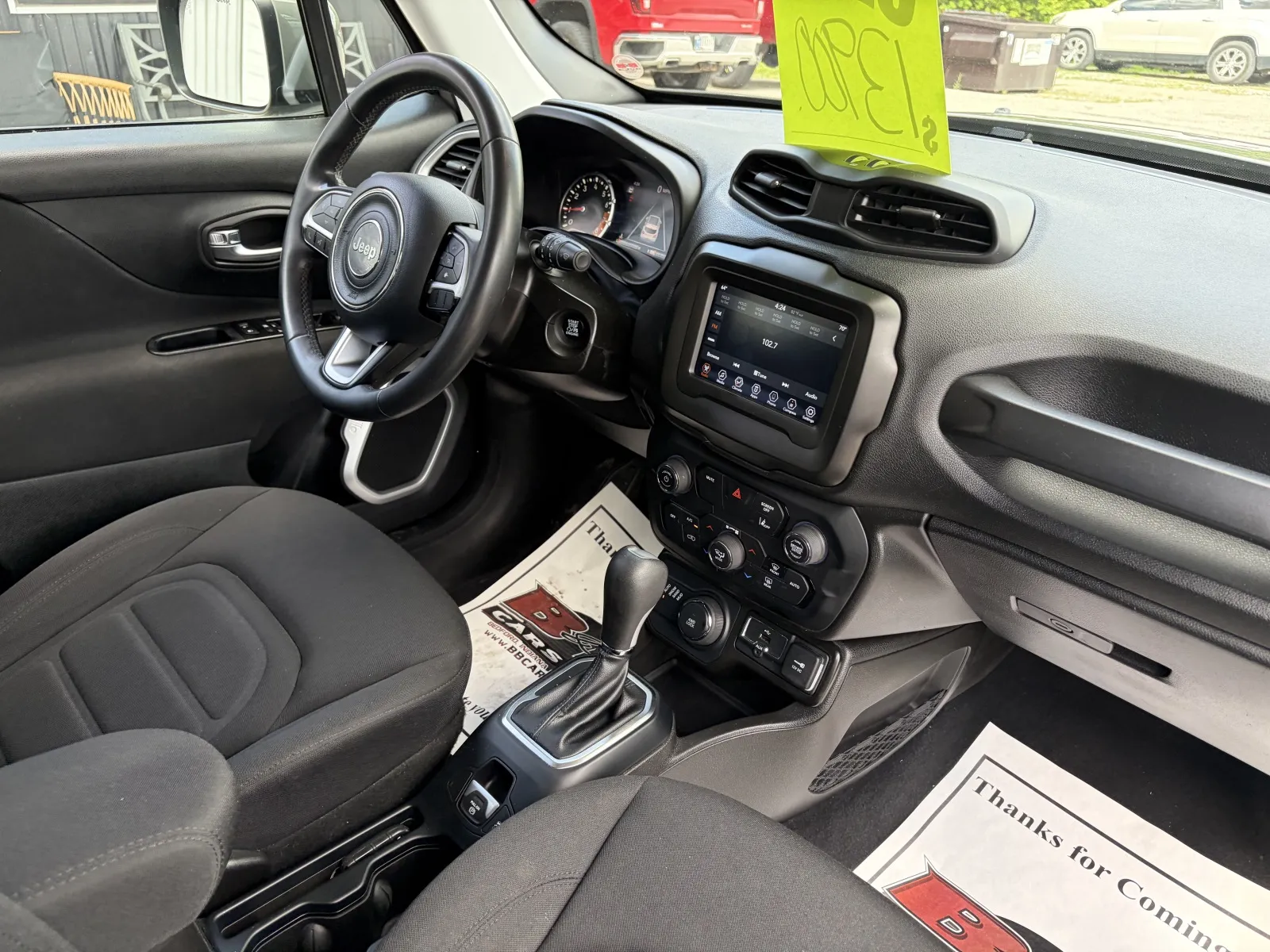 2021 Jeep Renegade Latitude - Photo 24