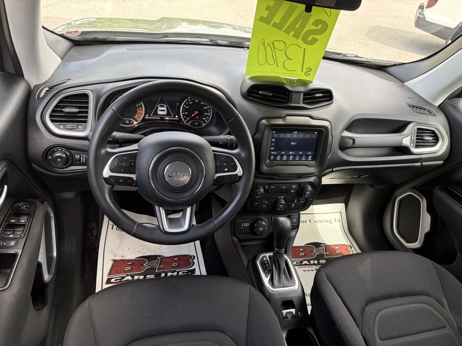 2021 Jeep Renegade Latitude - Photo 29