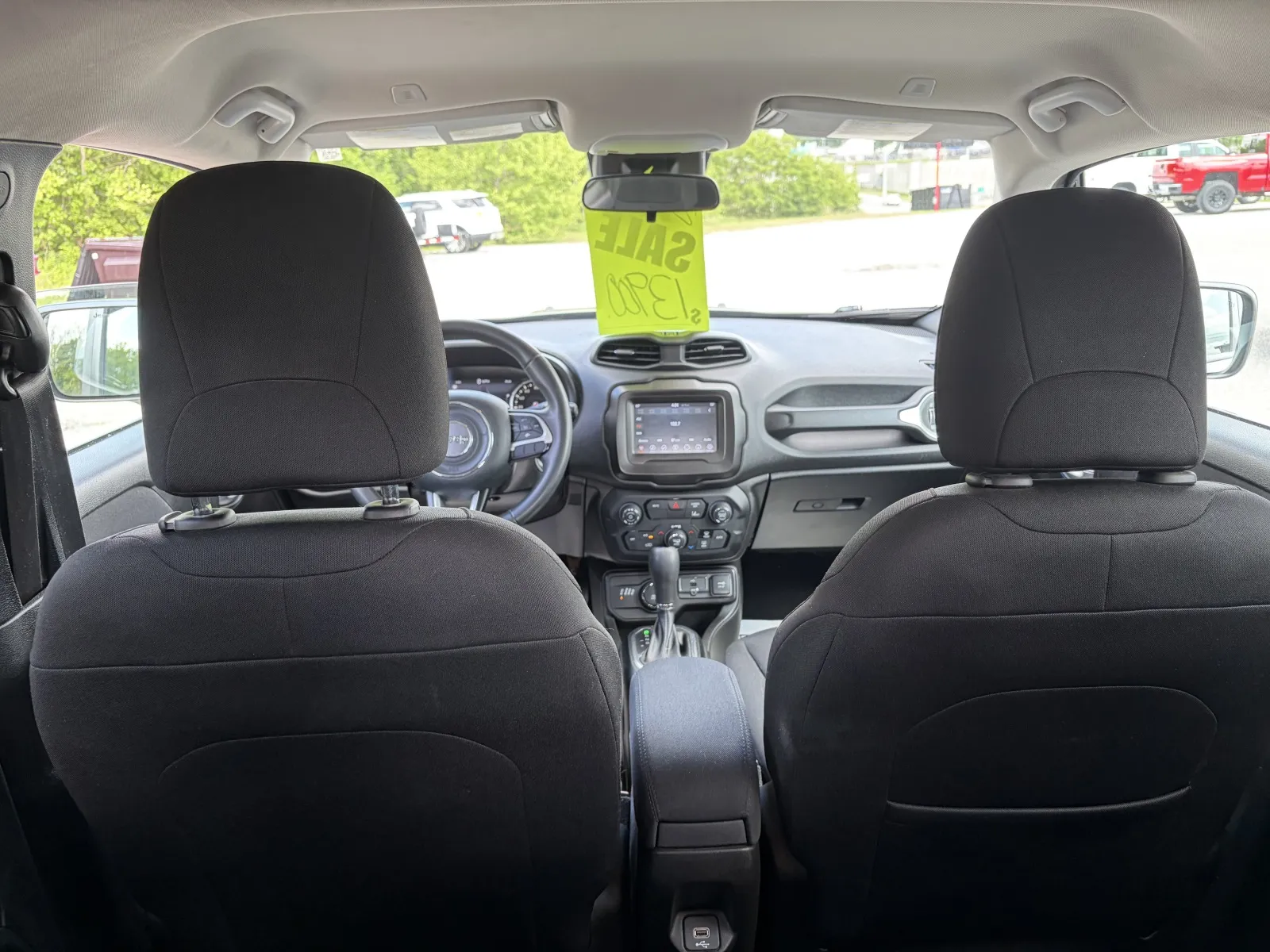 2021 Jeep Renegade Latitude - Photo 13