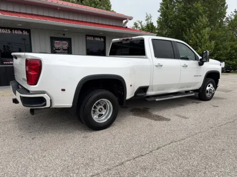 More photos of 2022 Chevrolet Silverado 3500HD High Country at B&B Cars Inc., IN