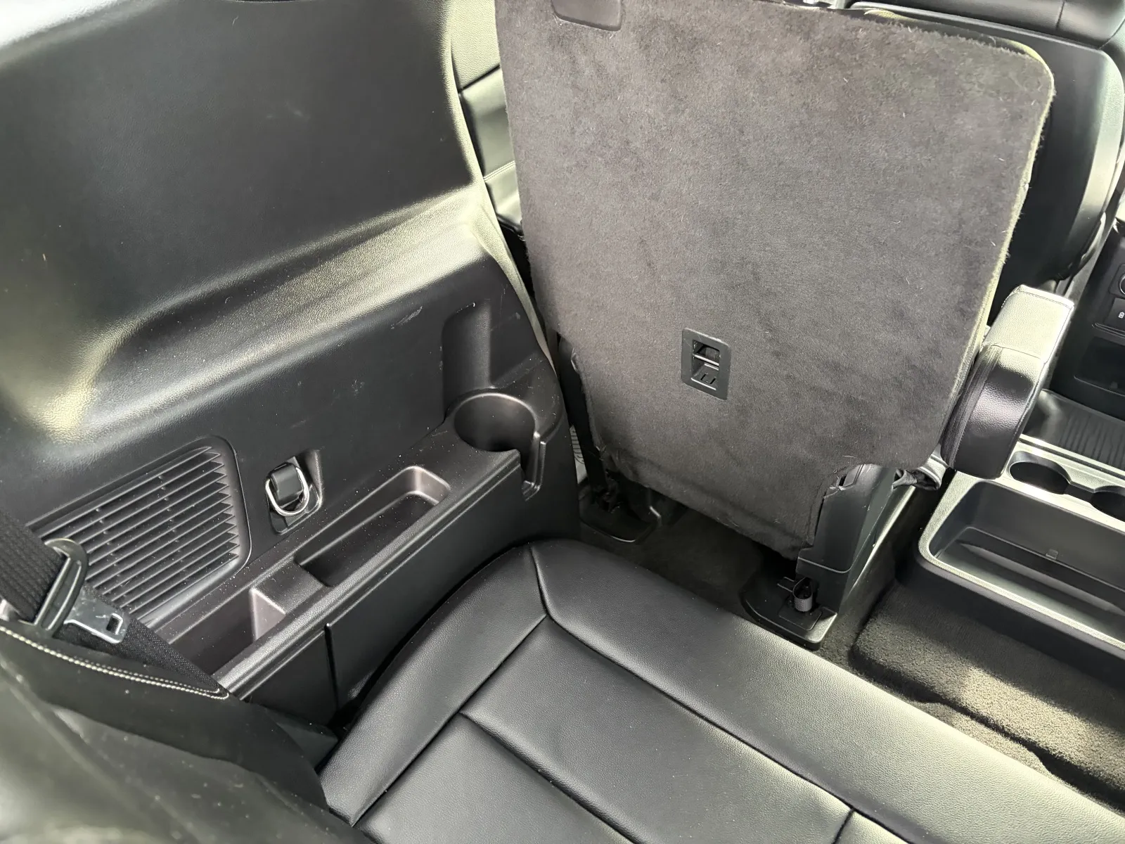 2020 Ford Explorer ST - Photo 11