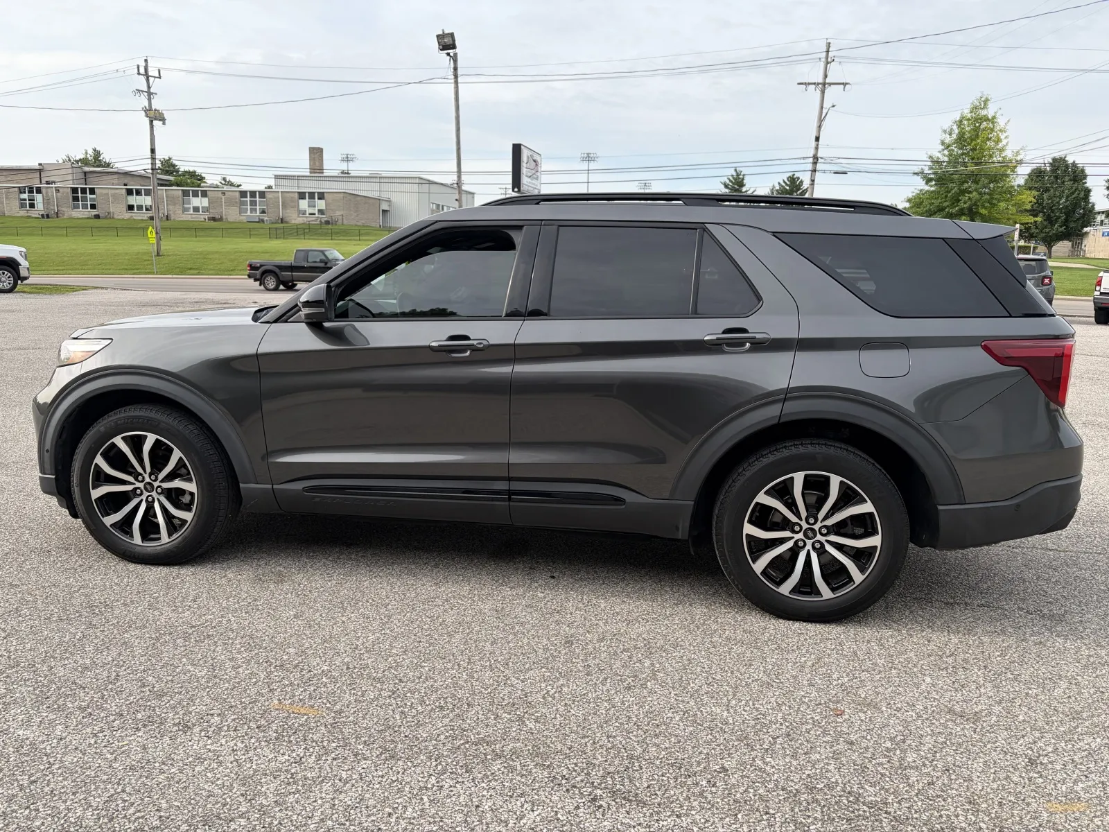 2020 Ford Explorer ST - Photo 8