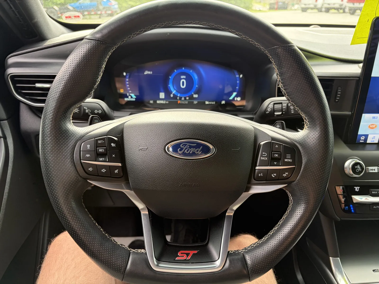 2020 Ford Explorer ST - Photo 37
