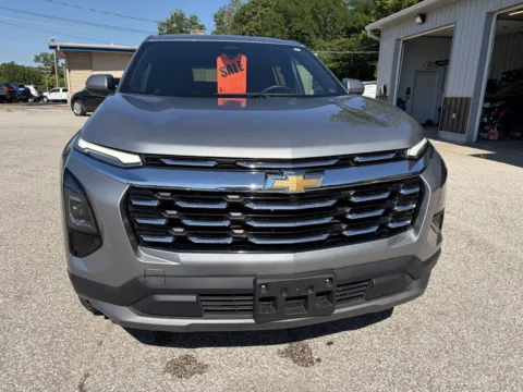 Photos of 2025 Chevrolet Equinox LT for sale in Bedford, IN at B&B Cars Inc.