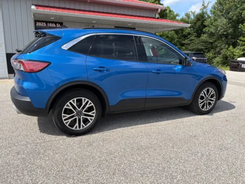 More photos of 2020 Ford Escape SEL at B&B Cars Inc., IN