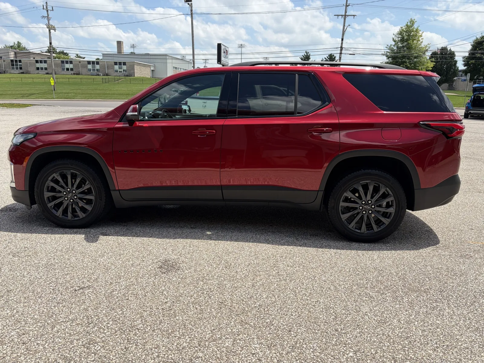 2023 Chevrolet Traverse RS - Photo 10