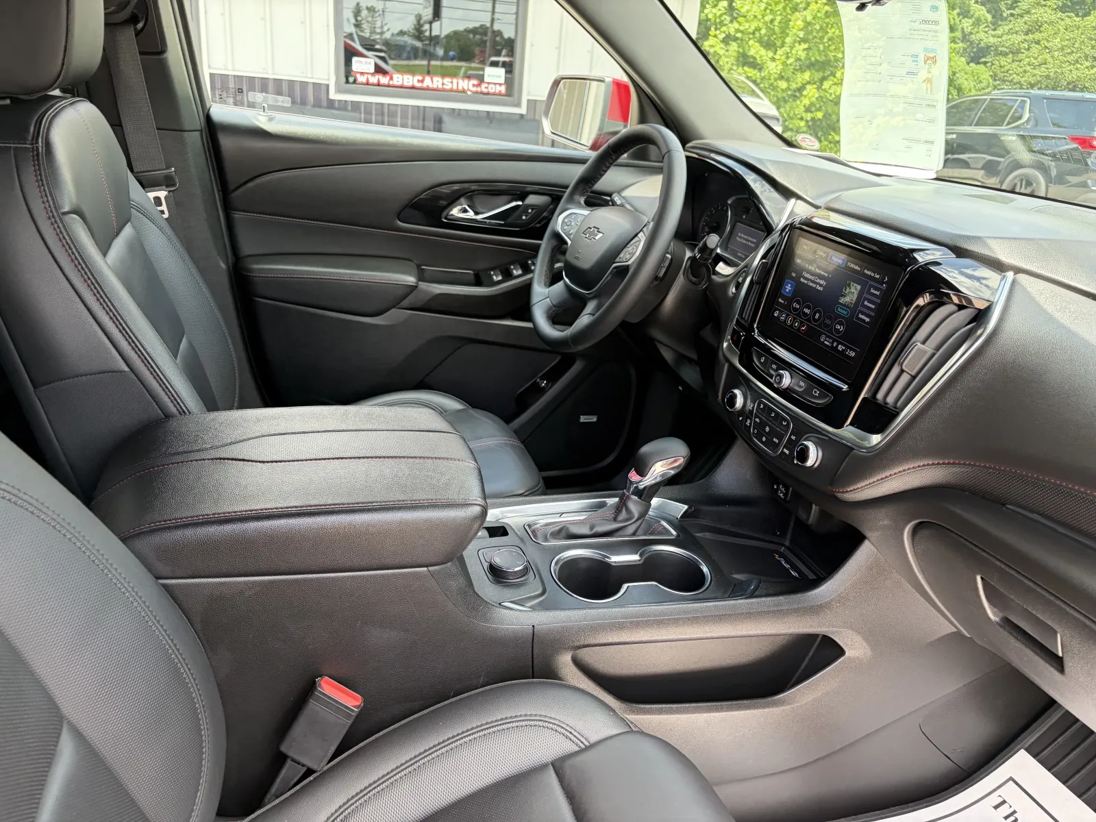 2023 Chevrolet Traverse RS - Photo 25