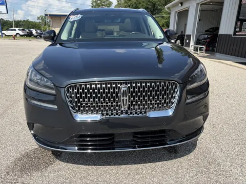 Photos of 2022 Lincoln Corsair Reserve for sale in Bedford, IN at B&B Cars Inc.