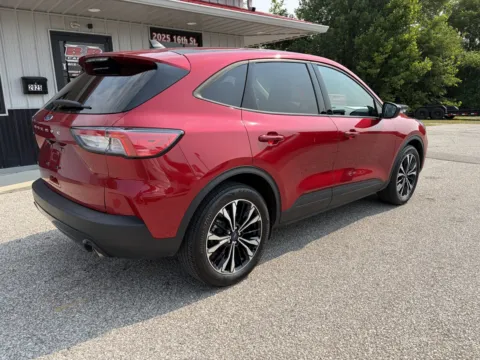 More photos of 2021 Ford Escape SE at B&B Cars Inc., IN