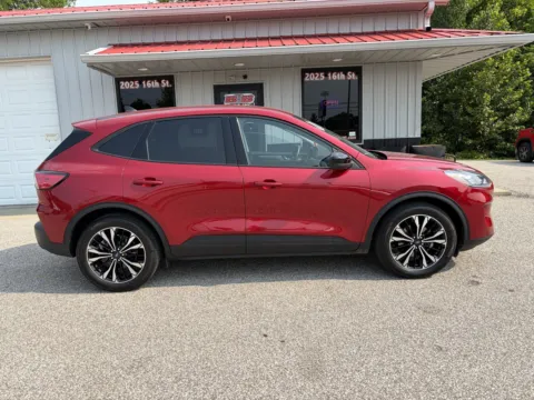 More photos of 2021 Ford Escape SE at B&B Cars Inc., IN
