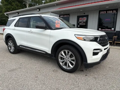 Another view of 2020 Ford Explorer XLT for sale in Bedford, IN at B&B Cars Inc.