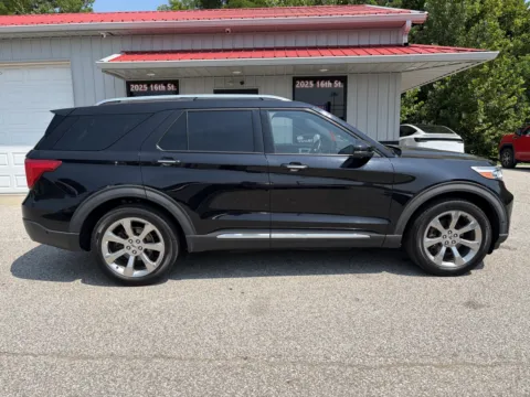 More photos of 2020 Ford Explorer Platinum at B&B Cars Inc., IN