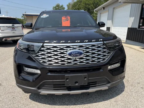 Photos of 2020 Ford Explorer Platinum for sale in Bedford, IN at B&B Cars Inc.