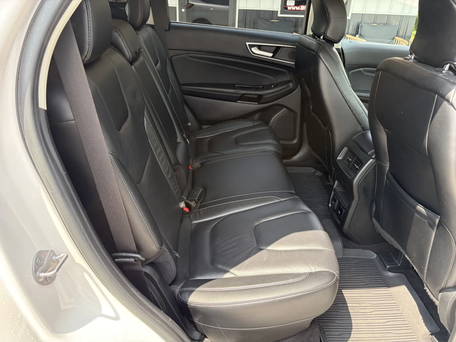 2019 Ford Edge Titanium - Photo 14
