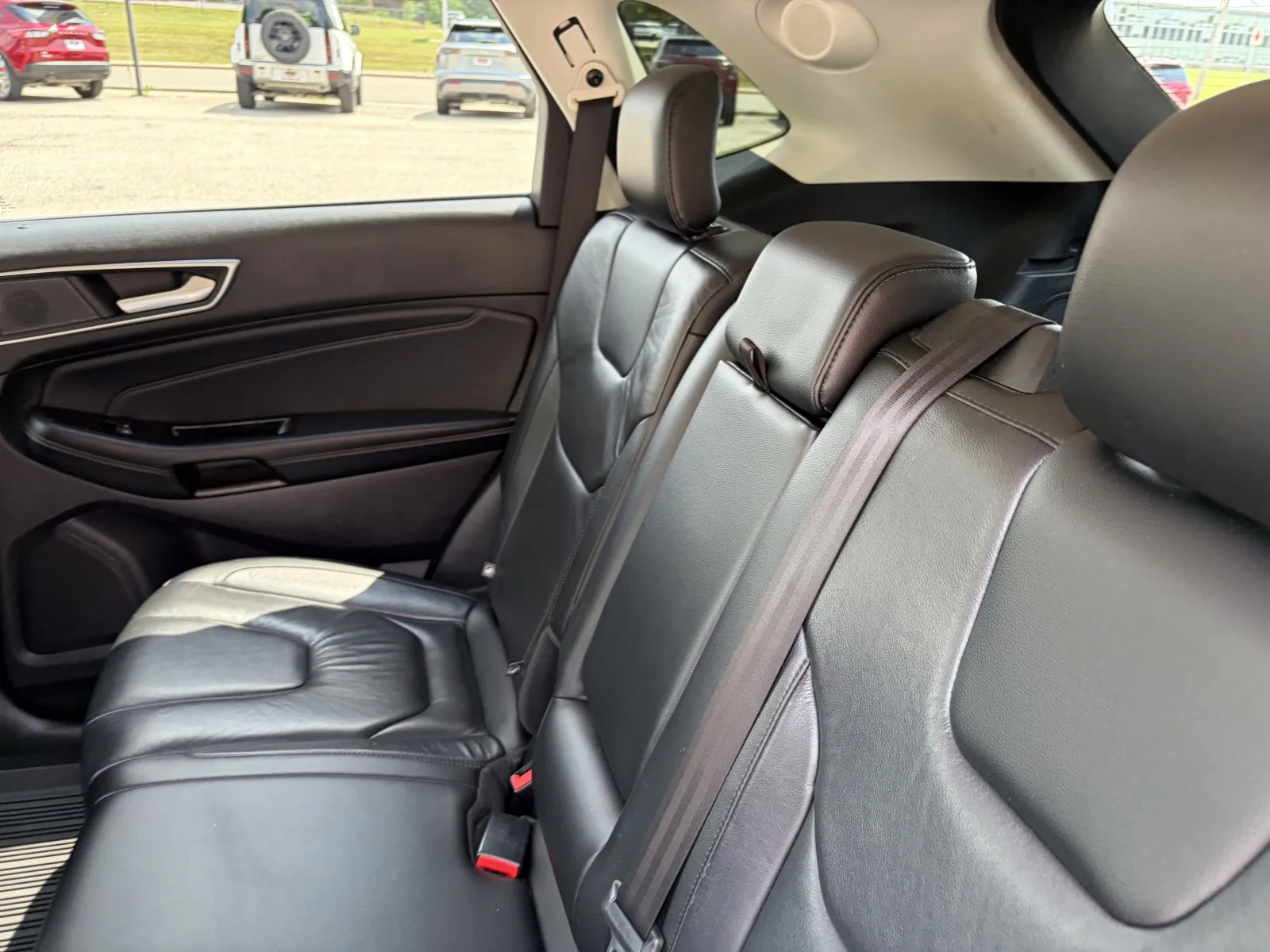 2019 Ford Edge Titanium - Photo 28