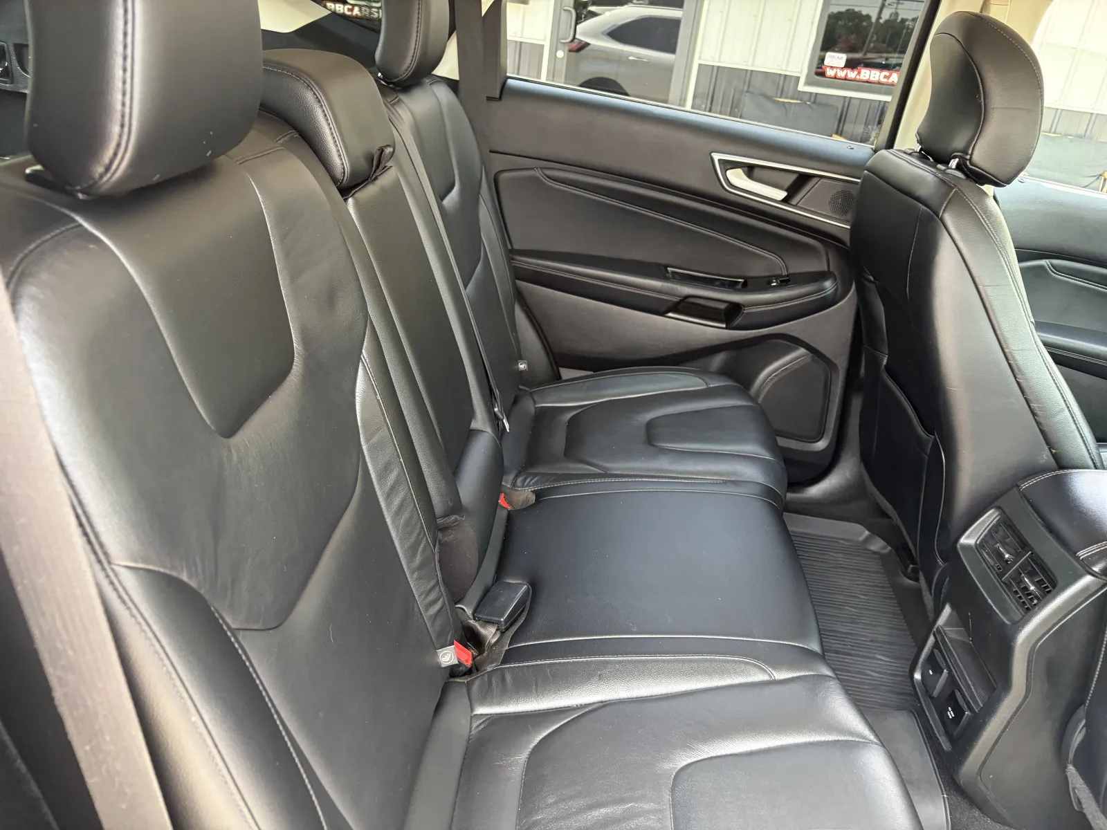 2019 Ford Edge Titanium - Photo 15