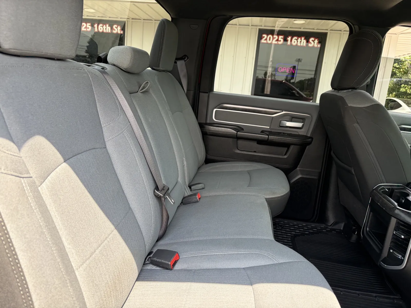 2021 RAM Ram 2500 Pickup Big Horn - Photo 11