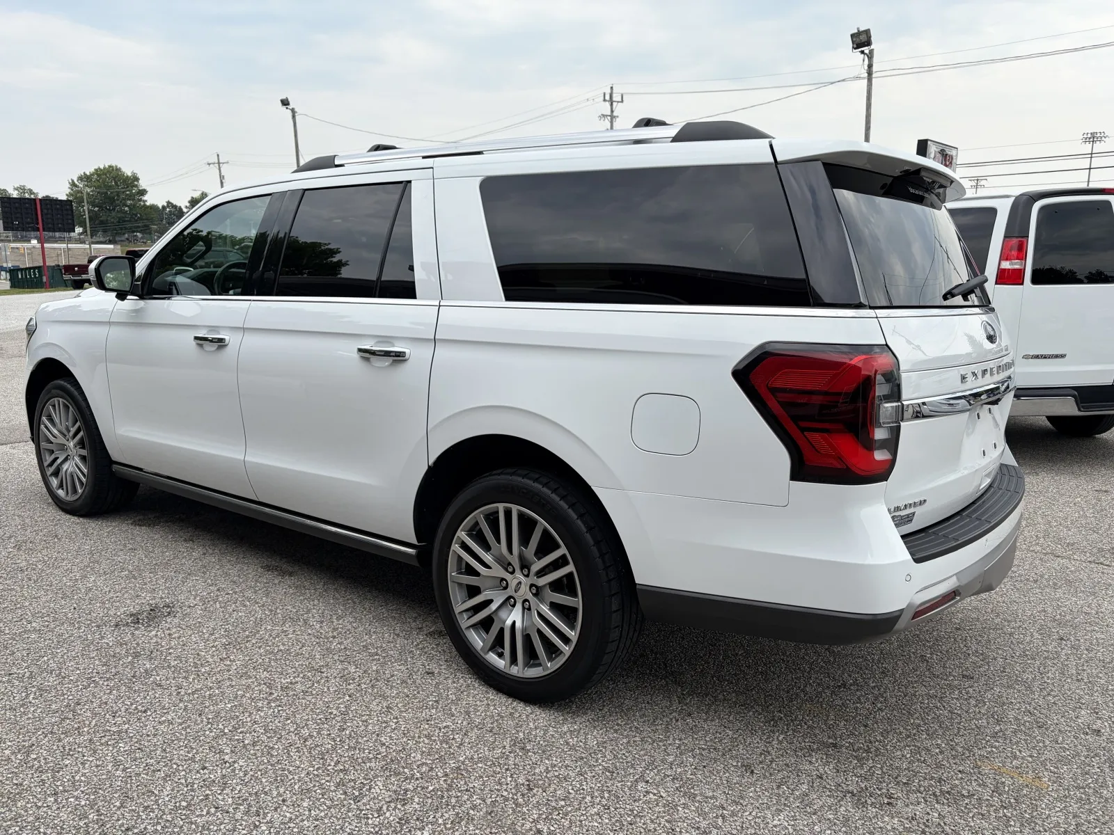 2023 Ford Expedition Limited - Photo 7