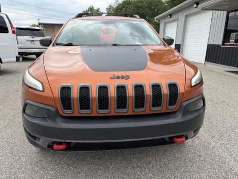 Photos of 2015 Jeep Cherokee Trailhawk for sale in Bedford, IN at B&B Cars Inc.