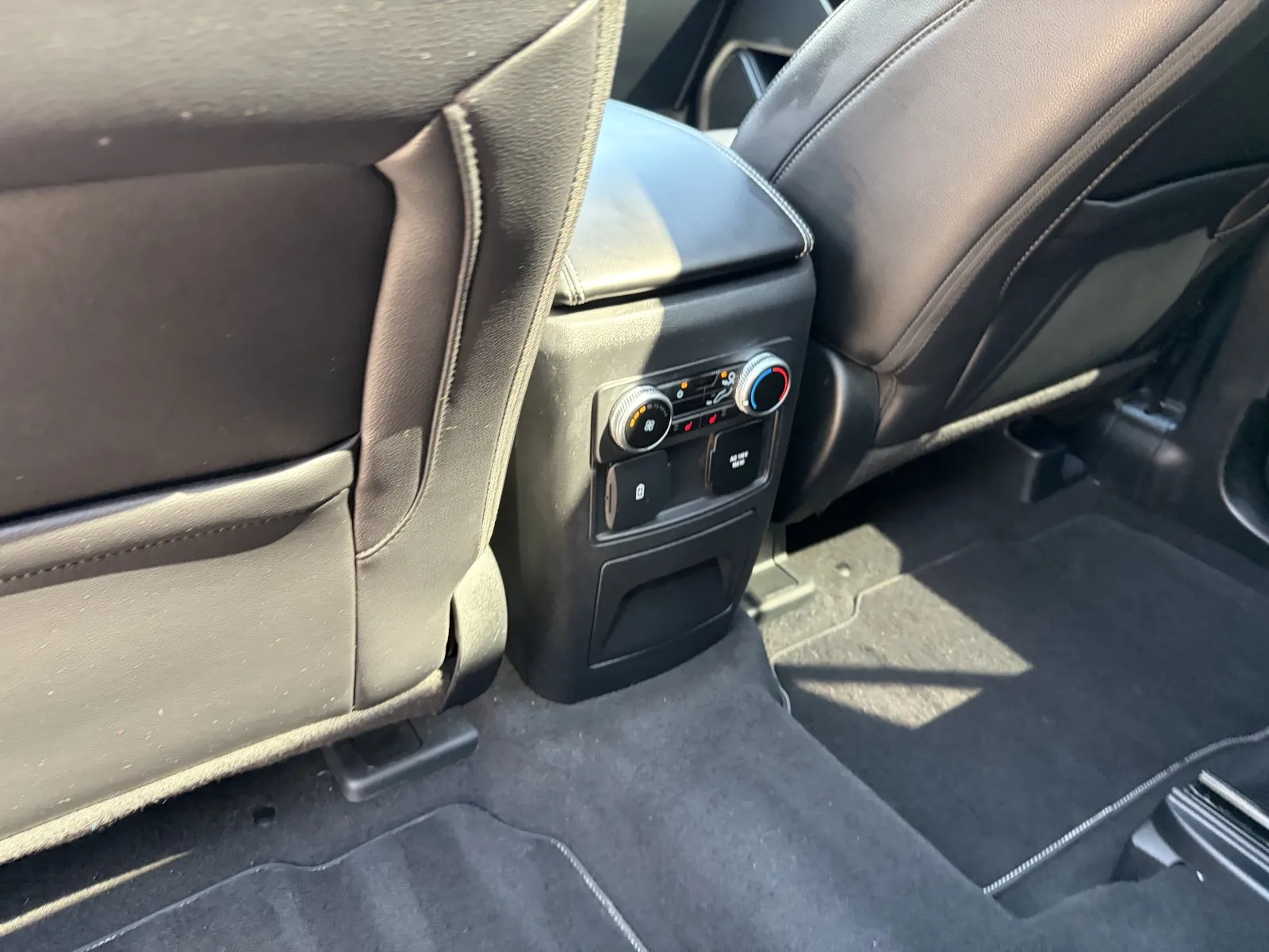 2023 Ford Explorer ST - Photo 36