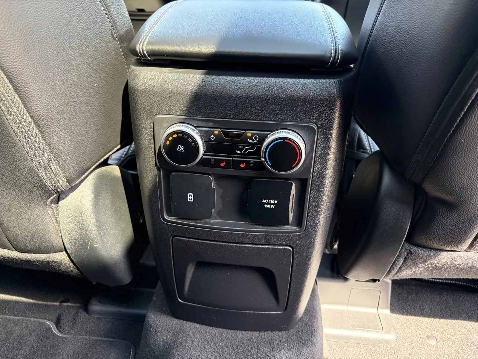 2023 Ford Explorer ST - Photo 22