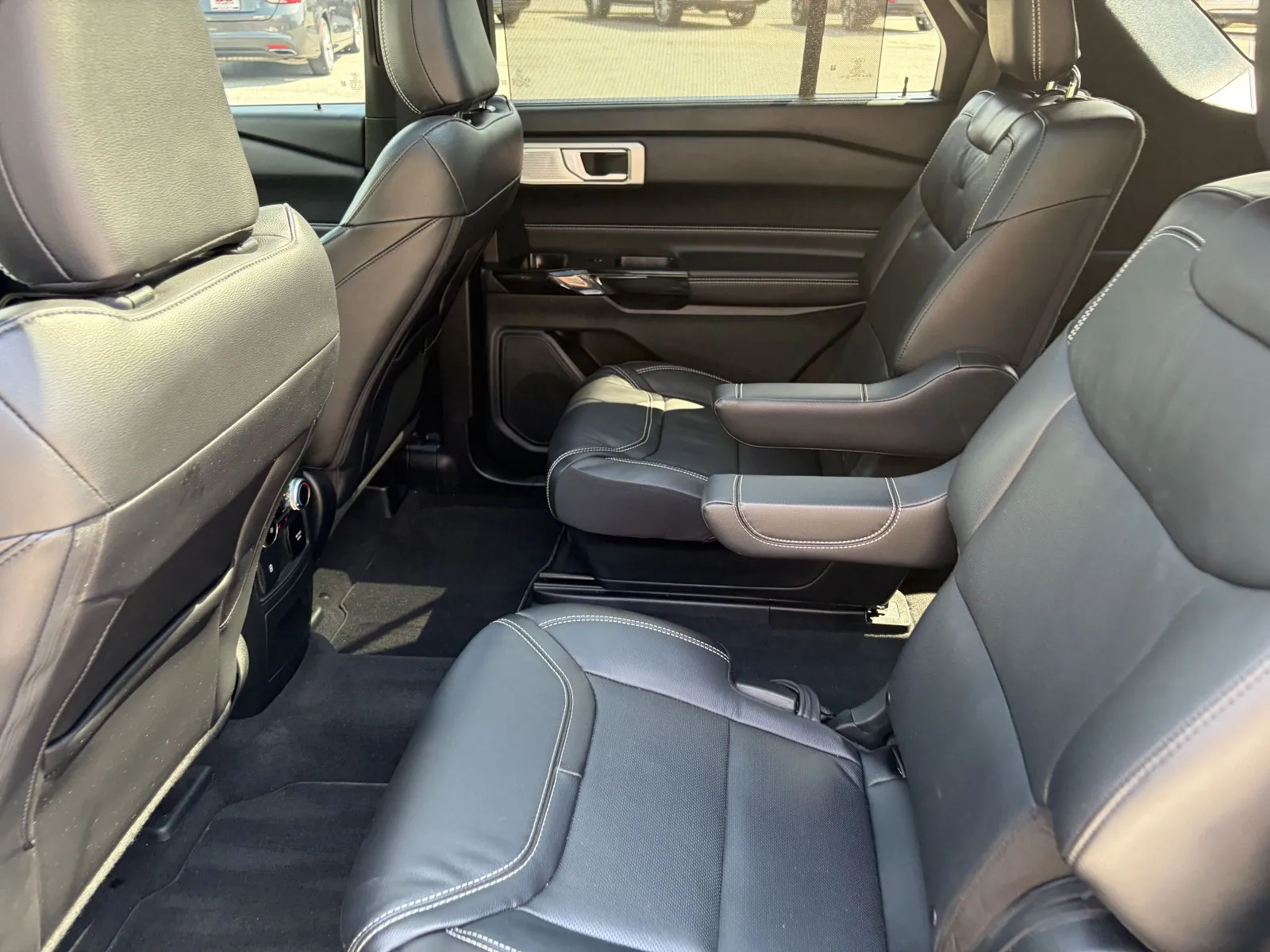 2023 Ford Explorer ST - Photo 33