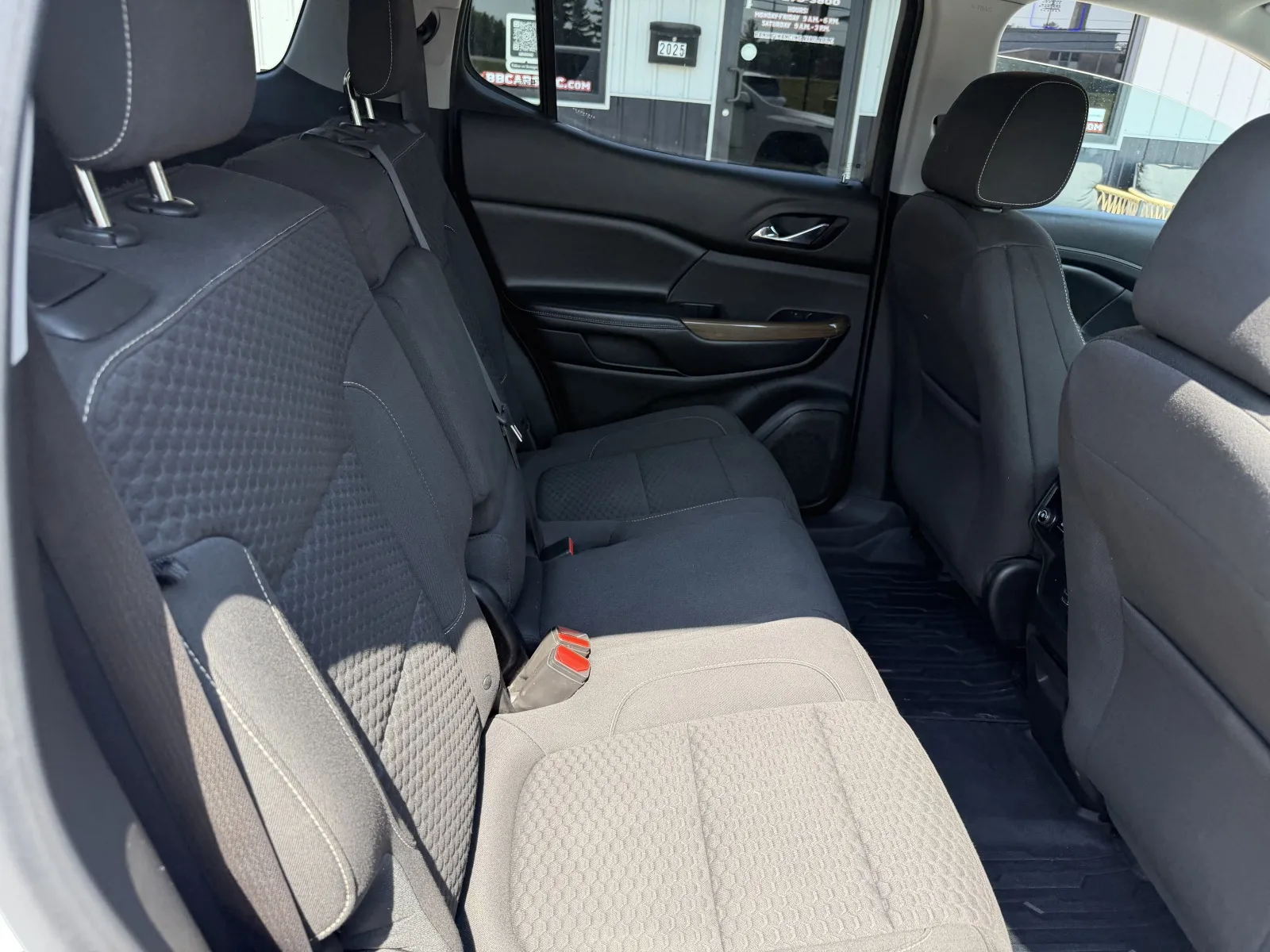2019 GMC Acadia SLE-1 - Photo 17