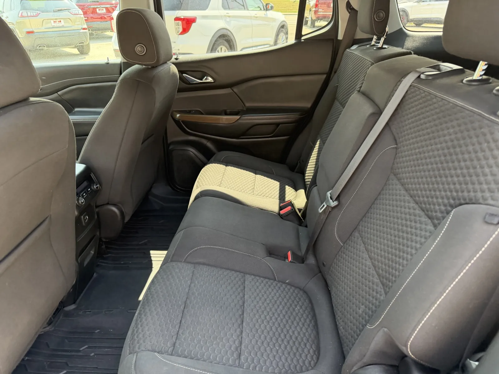 2019 GMC Acadia SLE-1 - Photo 28